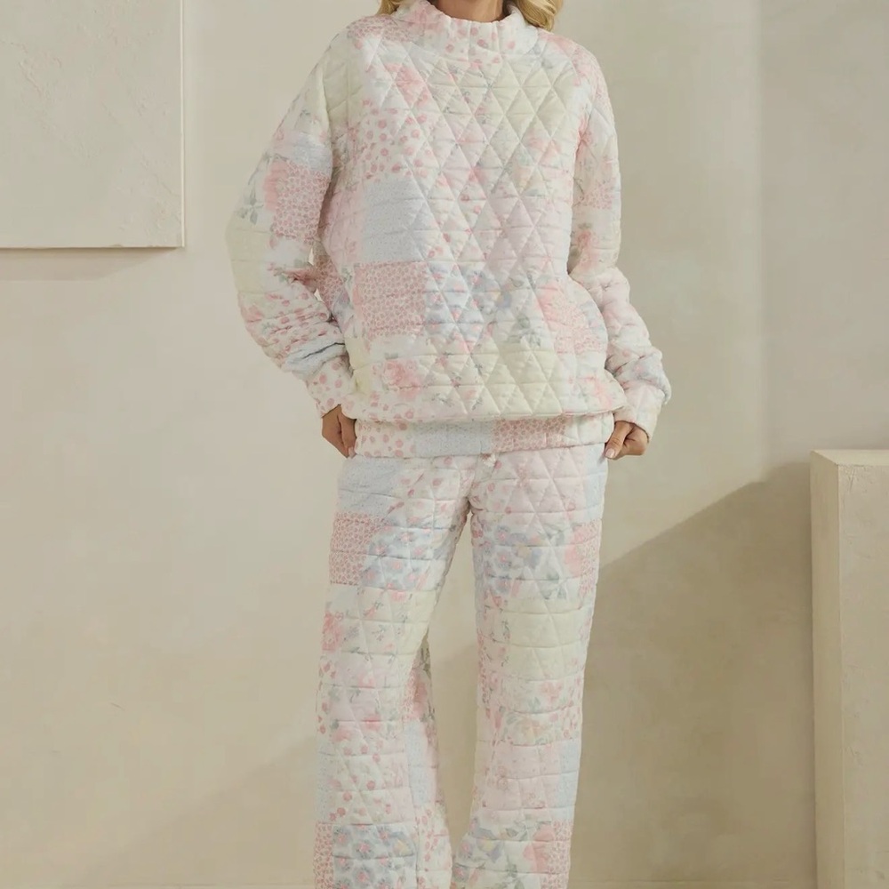 Pastel Quilted Lounge Set